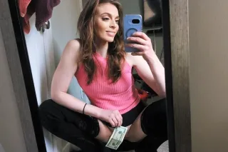 its thirsty thursday now💦 text me for a tasty treat 🍭 the early bird gets the best in town 😉 - Image 9